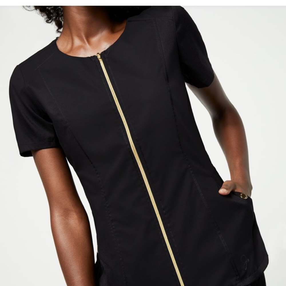 Jaanuu black scrub top 1X